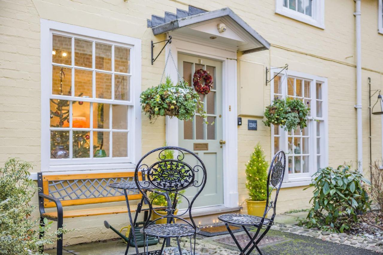 138E Old Star & Garter Mews Villa Ludlow Bagian luar foto